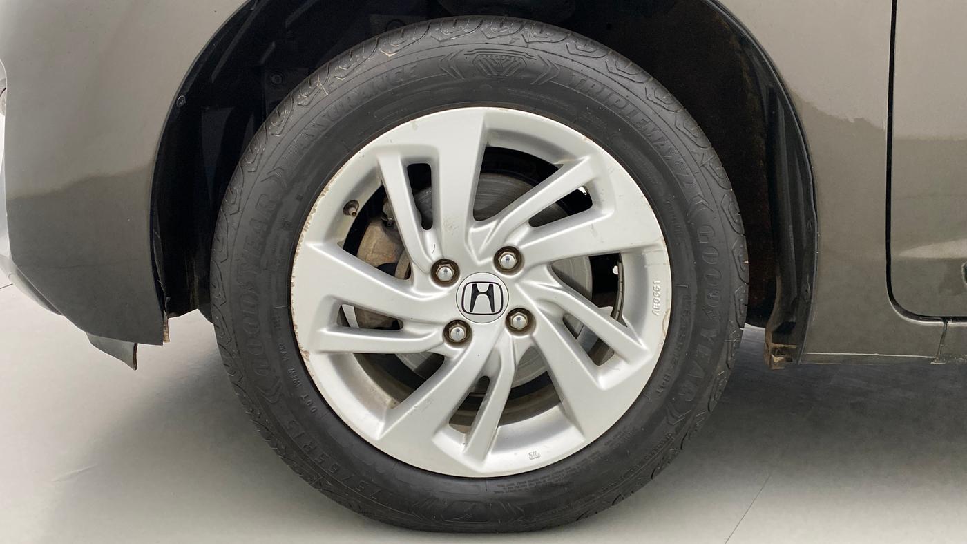 2017 Honda Jazz 1.2 V MT, Petrol, Manual, 46,132 km, Left Front Wheel