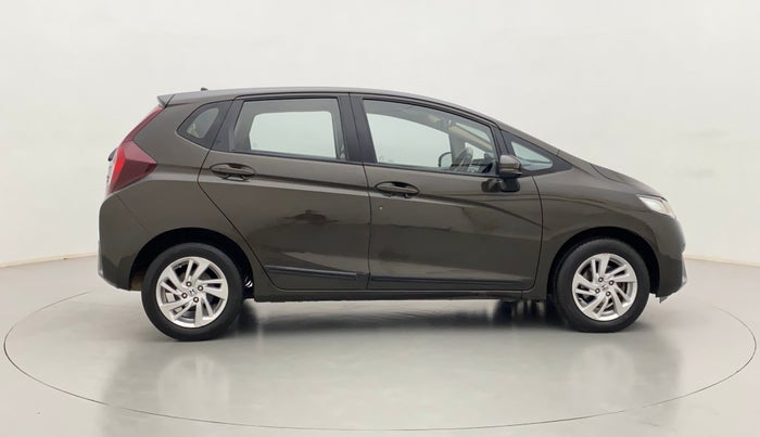 2017 Honda Jazz 1.2 V MT, Petrol, Manual, 46,132 km, Right Side View