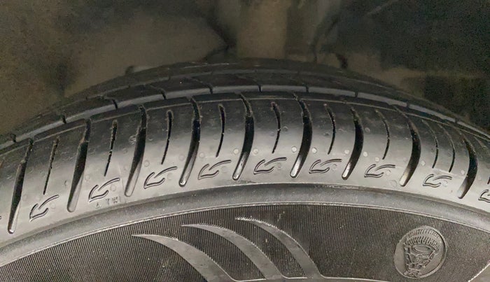 2018 Ford Ecosport TITANIUM 1.5L PETROL, Petrol, Manual, 77,267 km, Left Front Tyre Tread