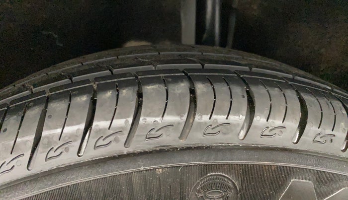 2018 Ford Ecosport TITANIUM 1.5L PETROL, Petrol, Manual, 77,267 km, Left Rear Tyre Tread