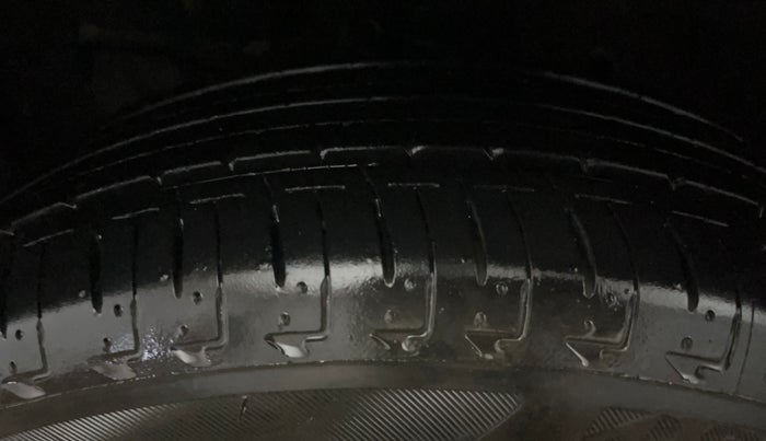 2021 Honda City 1.5L I-VTEC V MT 5TH GEN, Petrol, Manual, 70,298 km, Left Front Tyre Tread