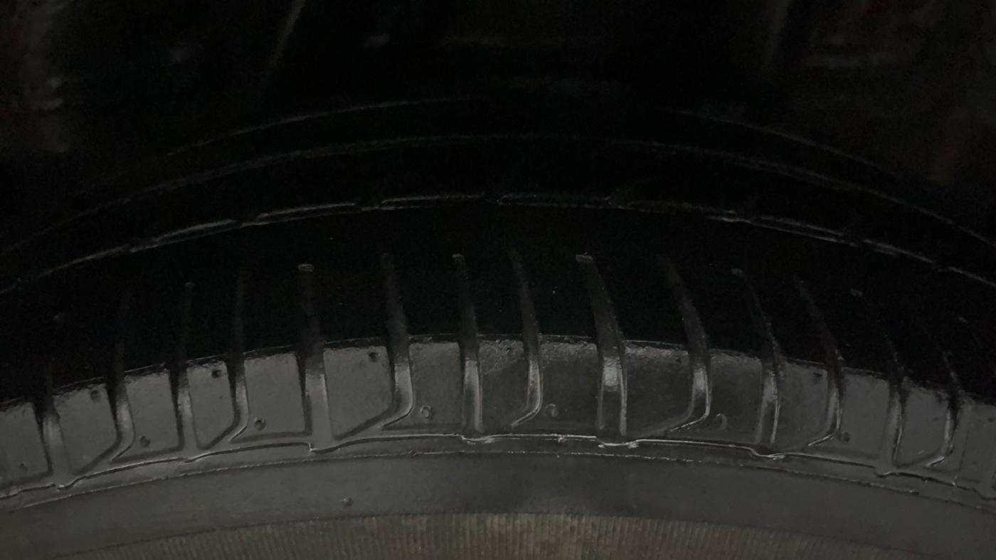 2021 Honda City 1.5L I-VTEC V MT 5TH GEN, Petrol, Manual, 70,298 km, Left Rear Tyre Tread
