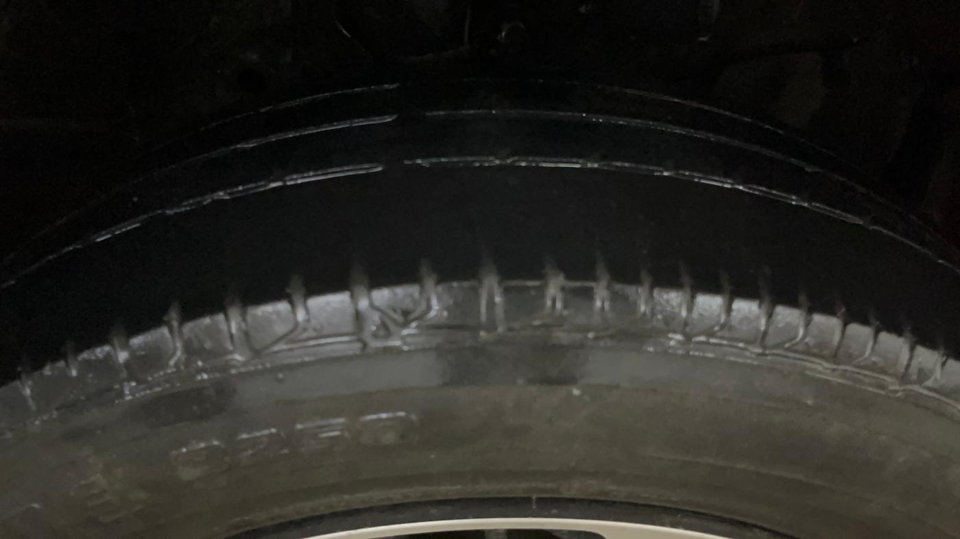2021 Honda City 1.5L I-VTEC V MT 5TH GEN, Petrol, Manual, 70,298 km, Right Front Tyre Tread