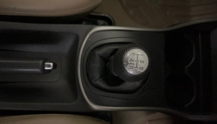 2021 Honda City 1.5L I-VTEC V MT 5TH GEN, Petrol, Manual, 70,298 km, Gear Lever