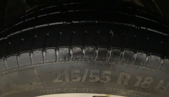 2021 MG HECTOR SHARP HYBRID 1.5 PETROL, Petrol, Manual, 81,248 km, Left Front Tyre Tread