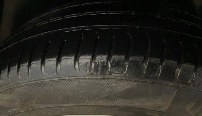 2021 MG HECTOR SHARP HYBRID 1.5 PETROL, Petrol, Manual, 81,248 km, Left Rear Tyre Tread