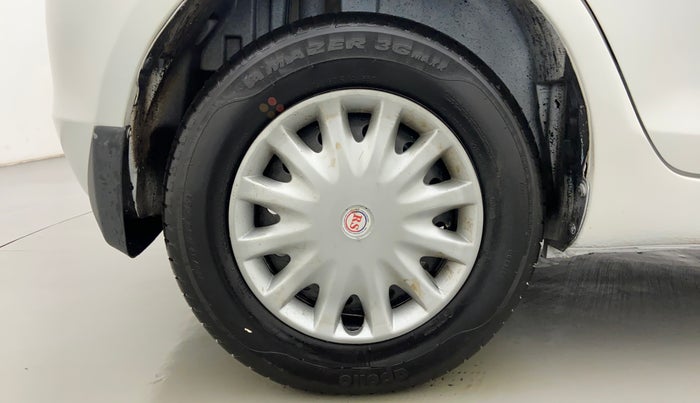2013 Maruti Swift VDI, Diesel, Manual, 40,550 km, Right Rear Wheel