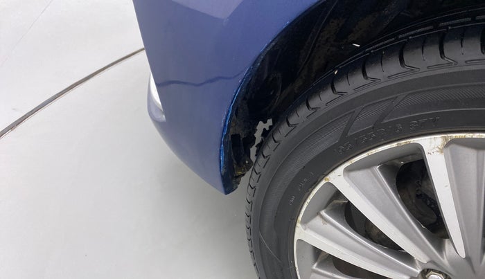 2018 Maruti Ciaz ALPHA DIESEL 1.3, Diesel, Manual, 43,865 km, Left fender - Lining loose