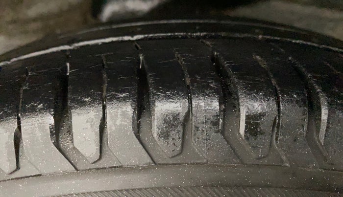 2013 Hyundai i10 ERA 1.1, Petrol, Manual, 88,774 km, Left Rear Tyre Tread