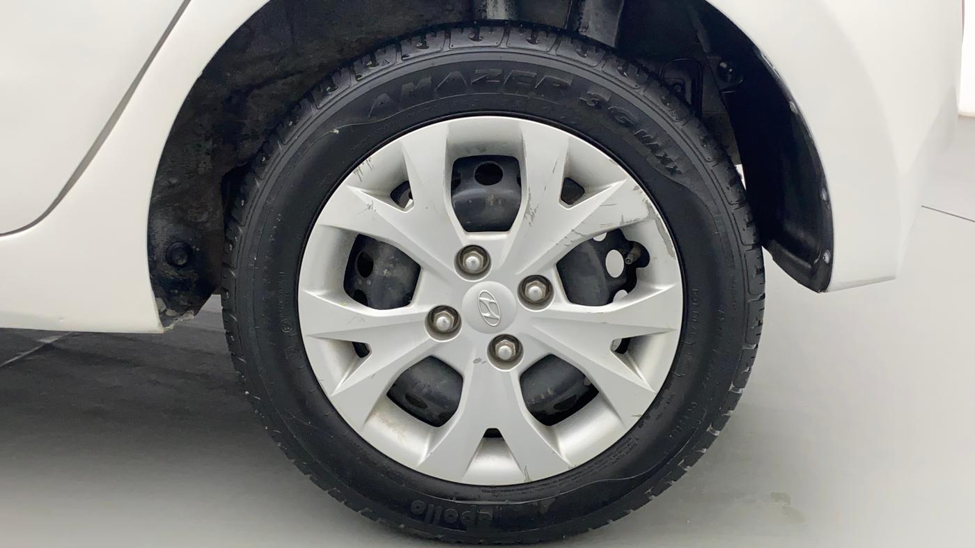 2015 Hyundai Grand i10 MAGNA 1.2 KAPPA VTVT, Petrol, Manual, 33,954 km, Left Rear Wheel