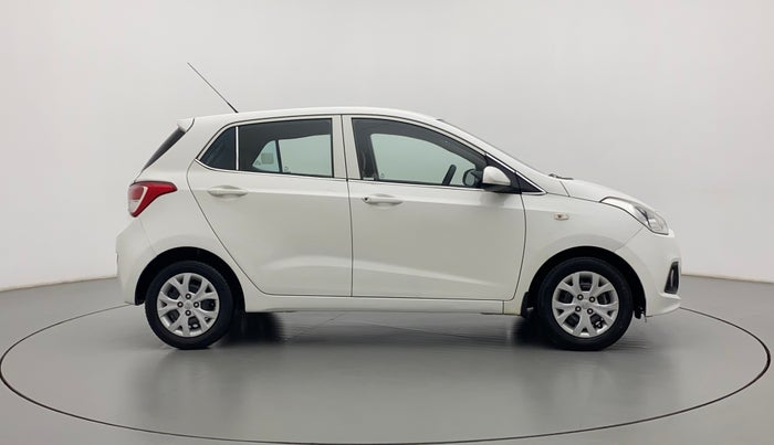 2015 Hyundai Grand i10 MAGNA 1.2 KAPPA VTVT, Petrol, Manual, 33,954 km, Right Side View
