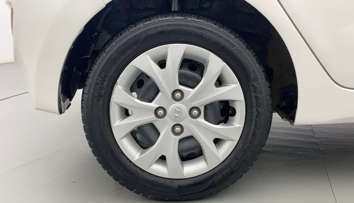 2015 Hyundai Grand i10 MAGNA 1.2 KAPPA VTVT, Petrol, Manual, 33,954 km, Right Rear Wheel