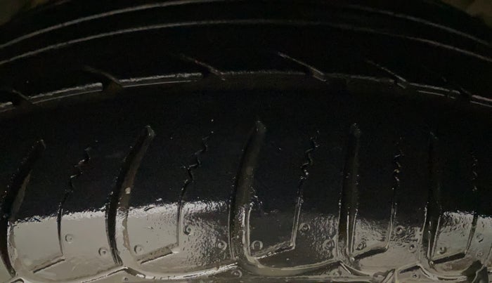 2018 Ford Ecosport TITANIUM 1.5L PETROL, Petrol, Manual, 54,496 km, Right Front Tyre Tread