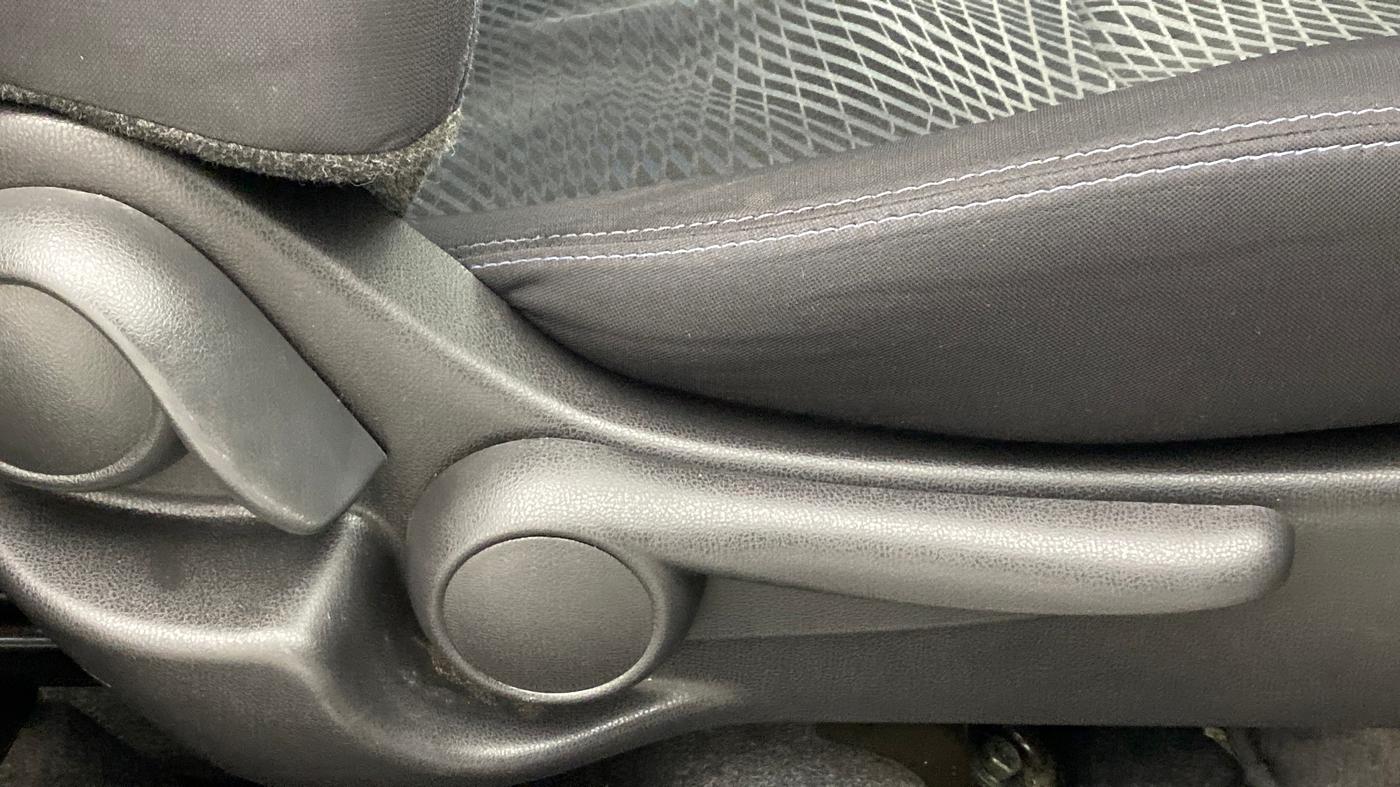 2016 Nissan Micra XV CVT, Petrol, Automatic, 44,200 km, Driver Side Adjustment Panel