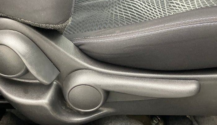 2016 Nissan Micra XV CVT, Petrol, Automatic, 44,200 km, Driver Side Adjustment Panel