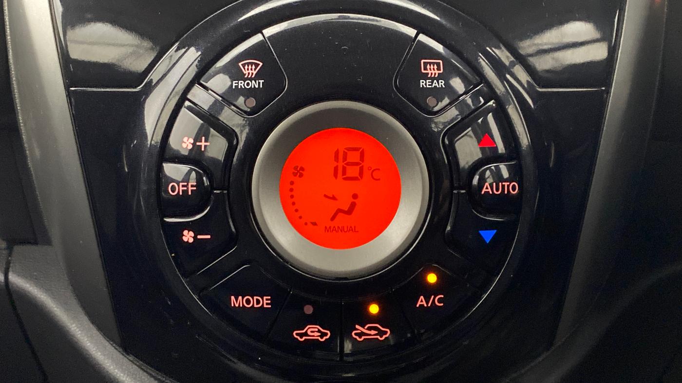2016 Nissan Micra XV CVT, Petrol, Automatic, 44,200 km, Automatic Climate Control
