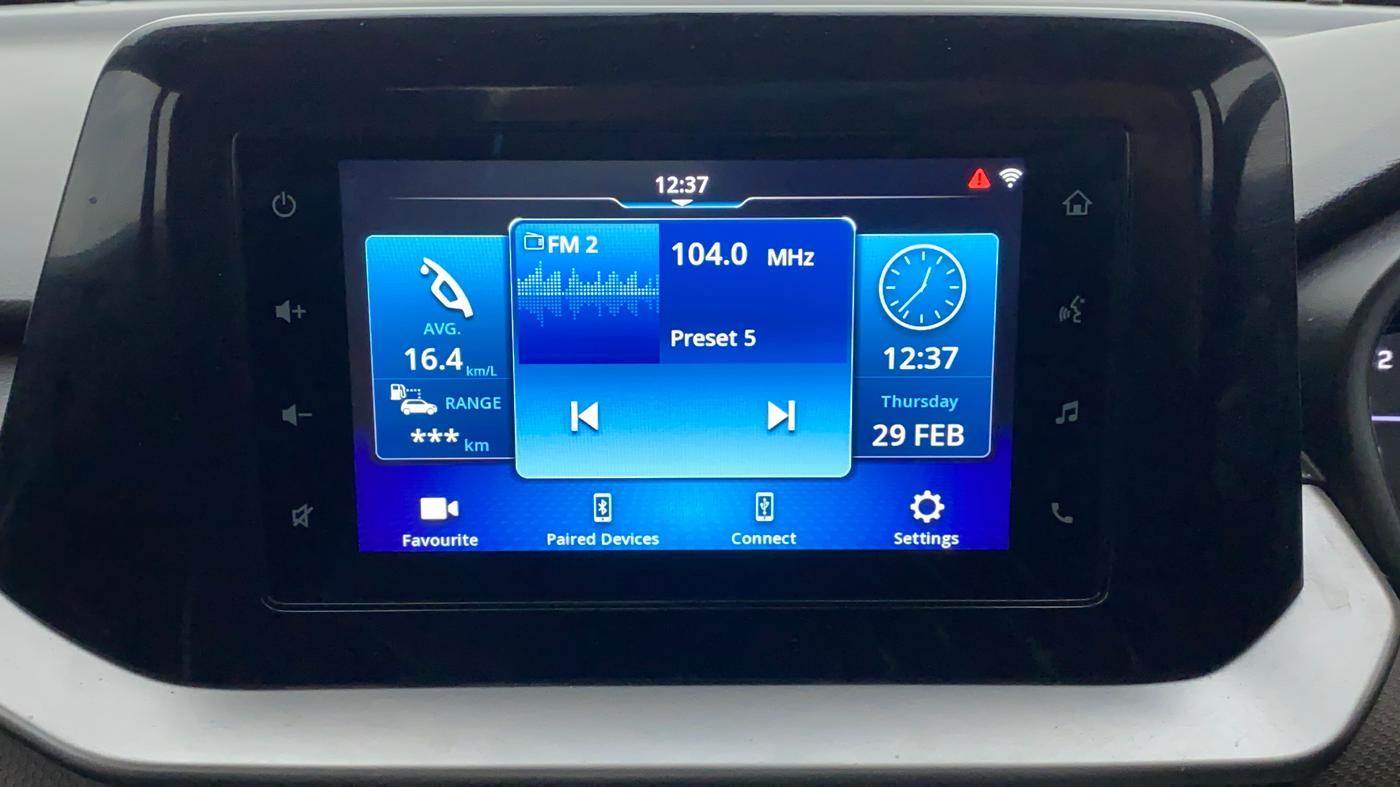 2022 Maruti BREZZA ZXI SMART HYBRID , Petrol, Manual, 14,174 km, Infotainment System
