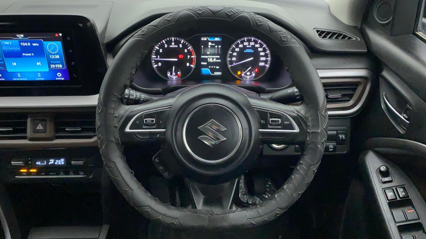 2022 Maruti BREZZA ZXI SMART HYBRID , Petrol, Manual, 14,174 km, Steering Wheel Close Up