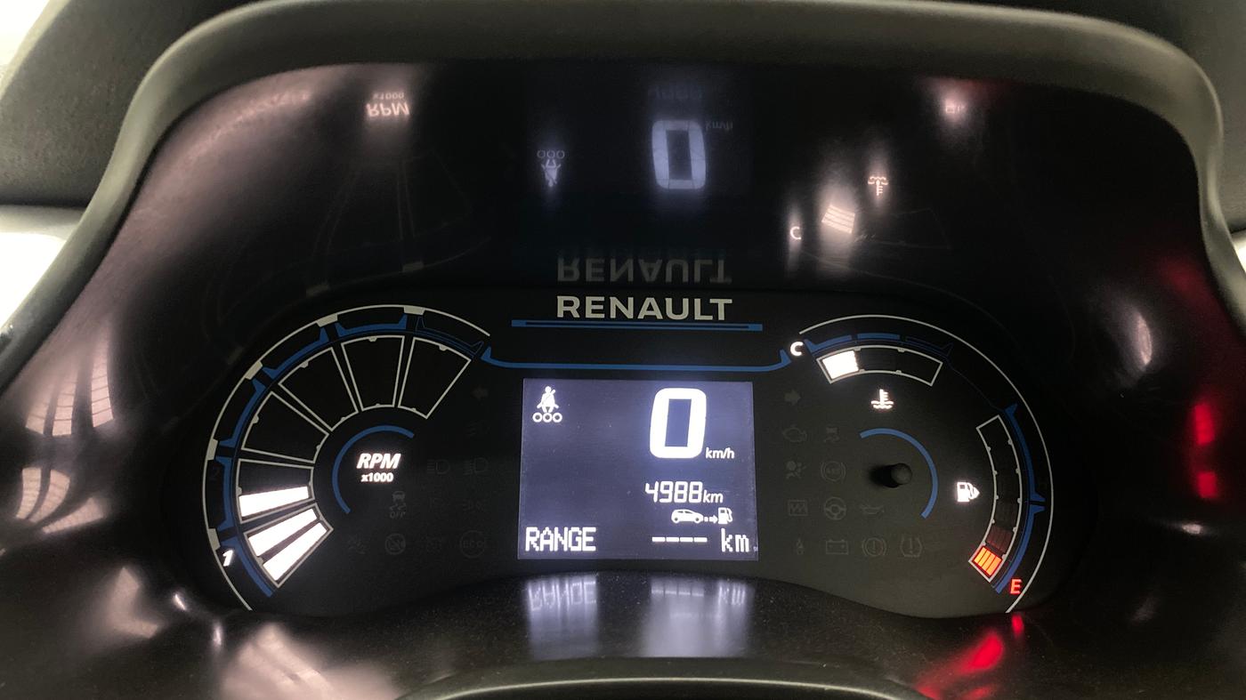 2025 Renault TRIBER Emotion, Petrol, Manual, 4,988 km, Odometer Image