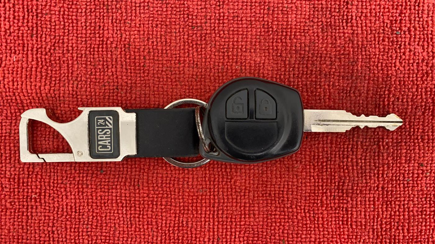 2016 Maruti Wagon R 1.0 VXI AMT, CNG, Automatic, 41,293 km, Key Close Up