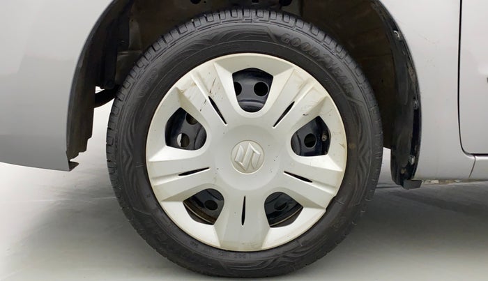 2016 Maruti Wagon R 1.0 VXI AMT, CNG, Automatic, 41,293 km, Left Front Wheel