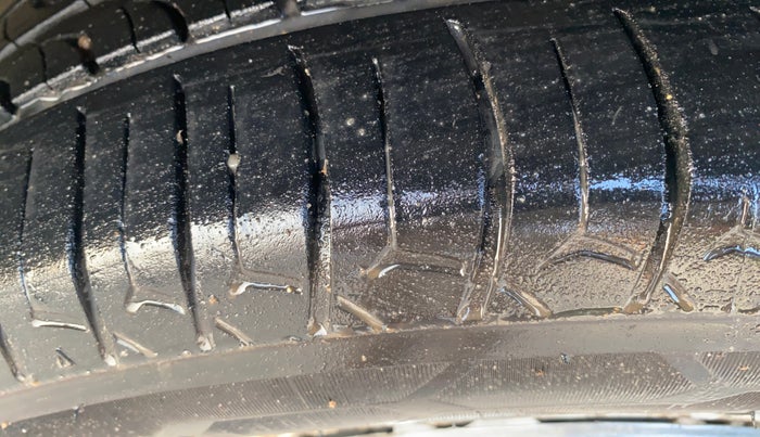 2021 Maruti Baleno SIGMA PETROL 1.2, Petrol, Manual, 72,083 km, Left Front Tyre Tread