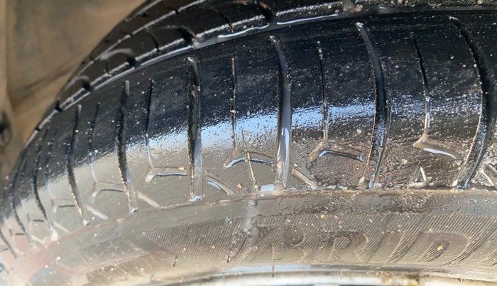 2021 Maruti Baleno SIGMA PETROL 1.2, Petrol, Manual, 72,083 km, Right Front Tyre Tread