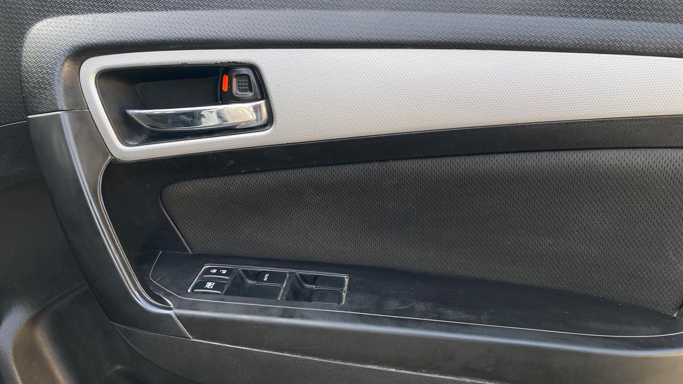 2021 Maruti Vitara Brezza ZXI PLUS, Petrol, Manual, 1,18,103 km, Driver Side Door Panels Control