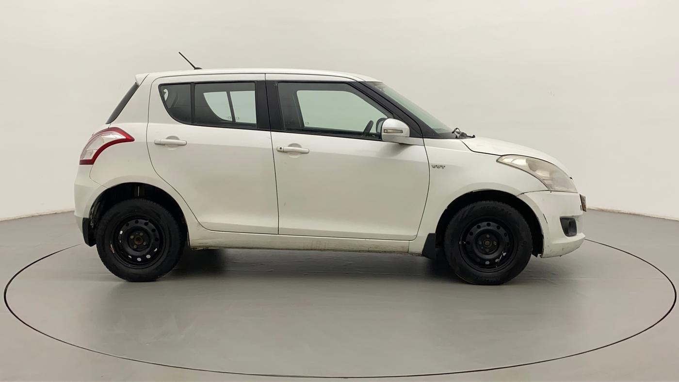 2013 Maruti Swift VXI, CNG, Manual, 65,776 km, Right Side View