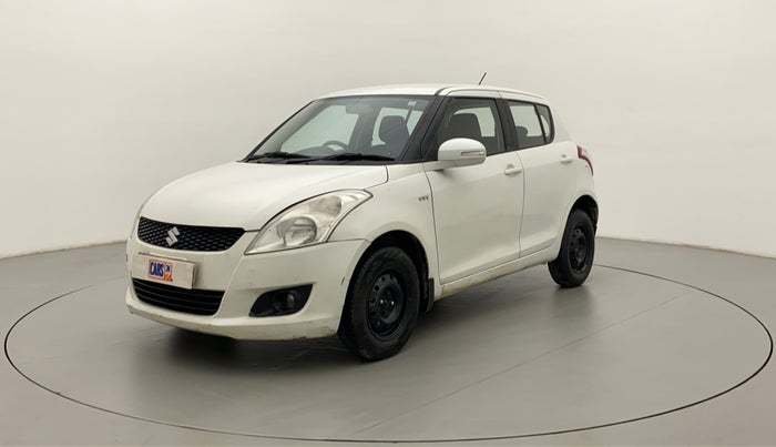 2013 Maruti Swift VXI, CNG, Manual, 65,776 km, Left Front Diagonal