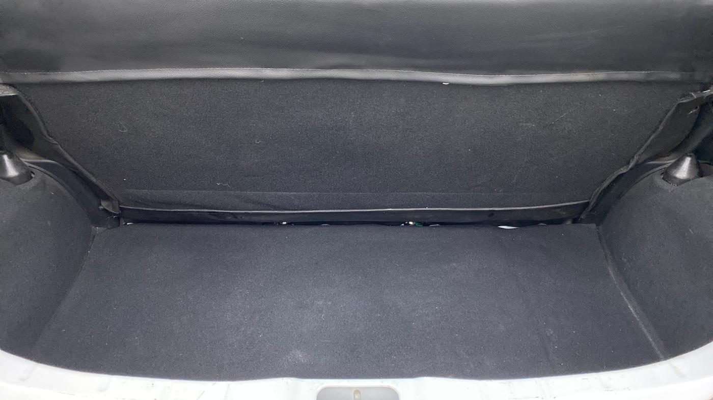 2019 Hyundai NEW SANTRO ERA 1.1, Petrol, Manual, 16,035 km, Boot Inside
