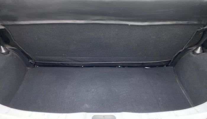 2019 Hyundai NEW SANTRO ERA 1.1, Petrol, Manual, 16,035 km, Boot Inside