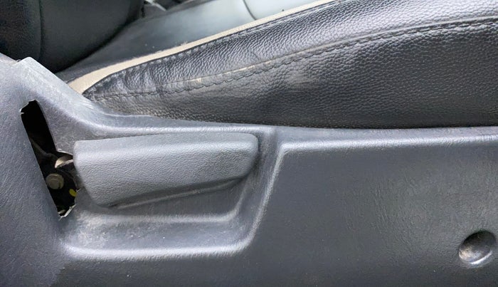 2019 Maruti Alto K10 VXI, Petrol, Manual, 39,091 km, Driver Side Adjustment Panel