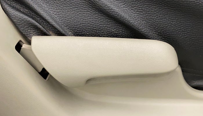 2015 Maruti Celerio VXI AMT, Petrol, Automatic, 41,576 km, Driver Side Adjustment Panel