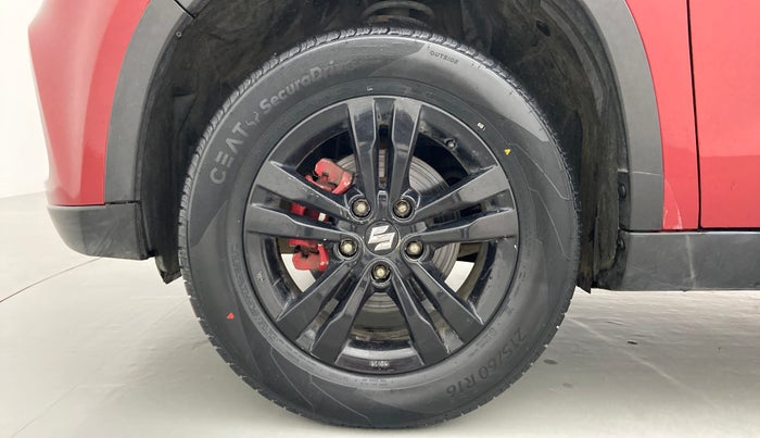 2017 Maruti Vitara Brezza ZDI PLUS DUAL TONE, Diesel, Manual, 54,557 km, Left Front Wheel