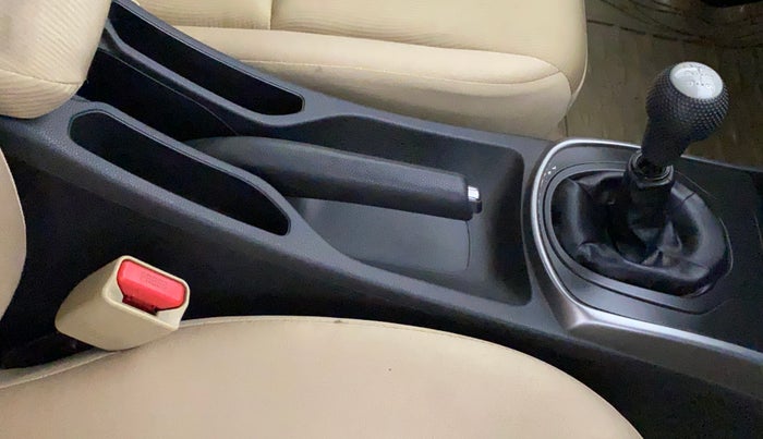 2014 Honda City 1.5L I-VTEC V MT, Petrol, Manual, 47,703 km, Gear Lever