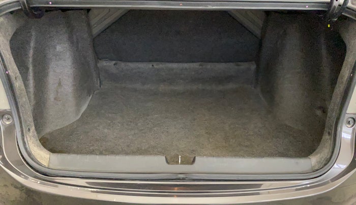 2014 Honda City 1.5L I-VTEC V MT, Petrol, Manual, 47,703 km, Boot Inside