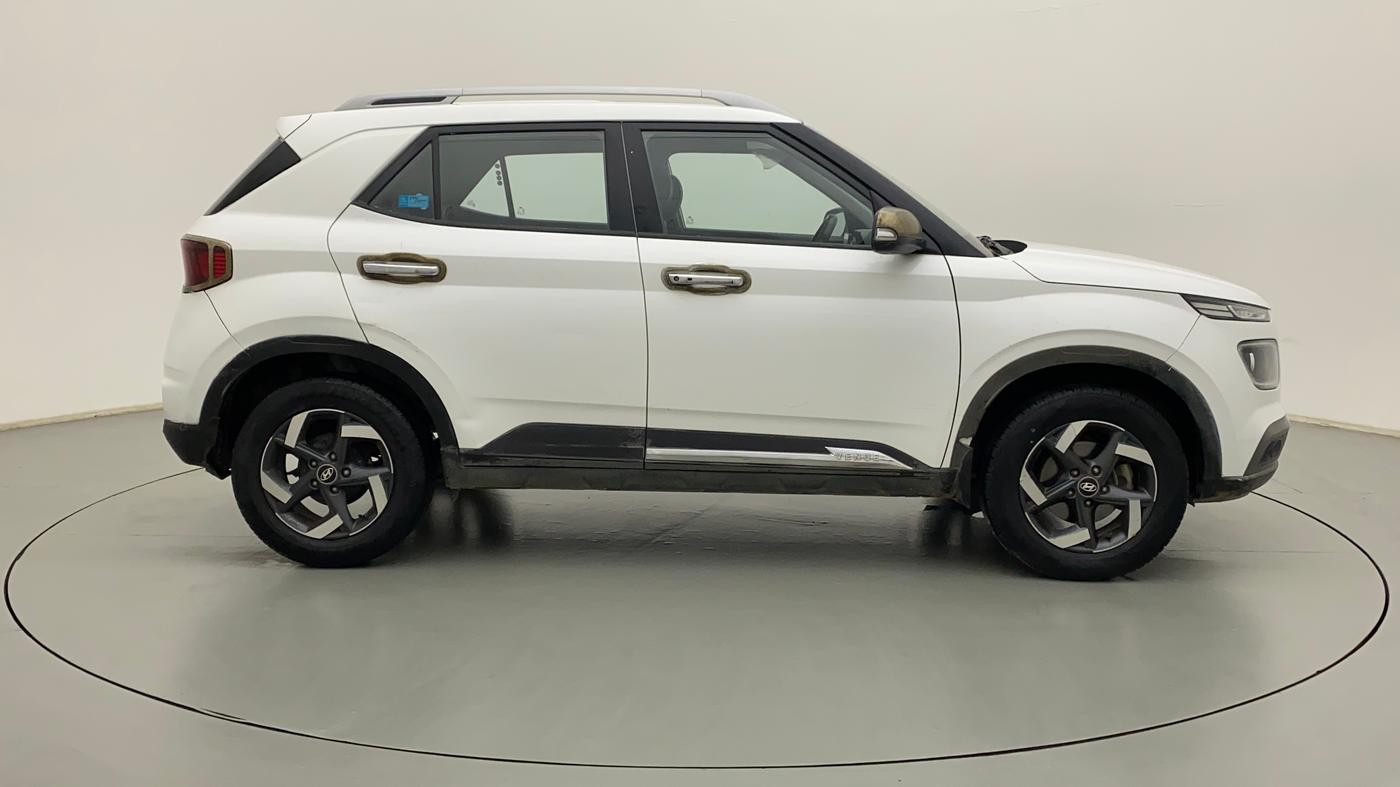 2019 Hyundai VENUE SX 1.0 (O) TURBO, Petrol, Manual, 65,989 km, Right Side View