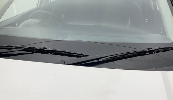 2019 Hyundai VENUE SX 1.0 (O) TURBO, Petrol, Manual, 65,989 km, Front windshield - Rubber blade broken or missing