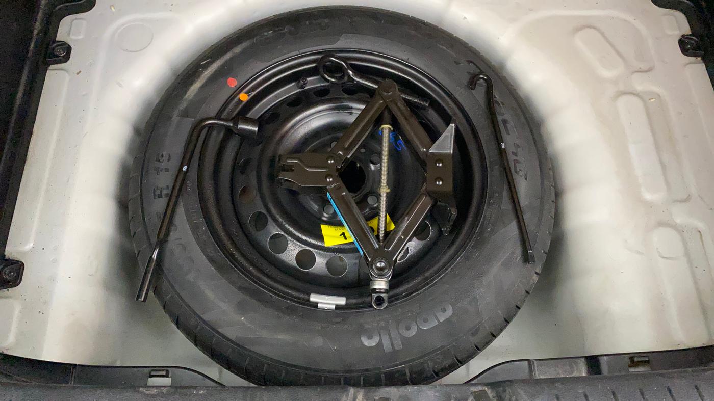 2019 Hyundai VENUE SX 1.0 (O) TURBO, Petrol, Manual, 65,989 km, Spare Tyre