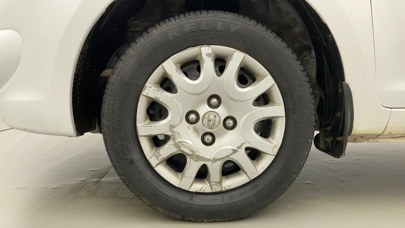 2011 Hyundai i20 MAGNA 1.2, Petrol, Manual, 69,332 km, Left Front Wheel