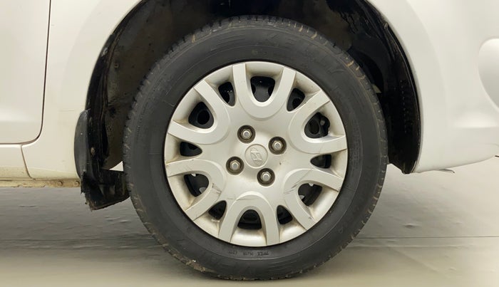 2011 Hyundai i20 MAGNA 1.2, Petrol, Manual, 69,332 km, Right Front Wheel