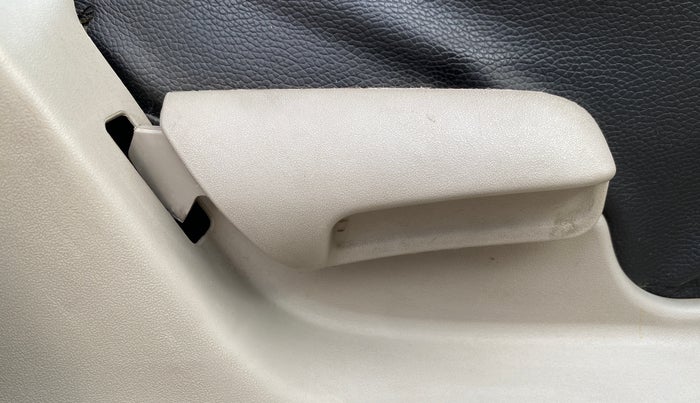 2020 Maruti Celerio ZXI, Petrol, Manual, 44,023 km, Driver Side Adjustment Panel