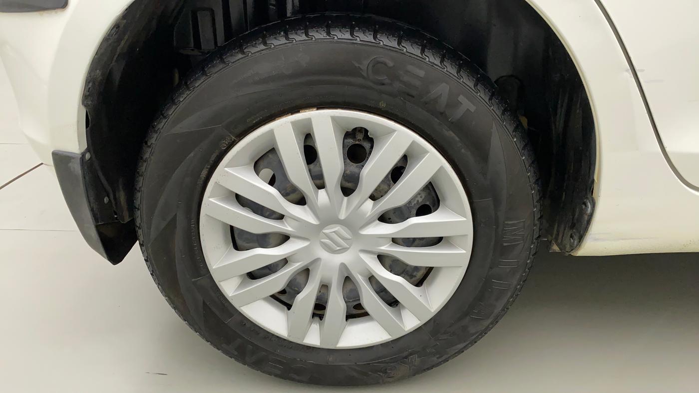 2017 Maruti Swift VXI, Petrol, Manual, 57,788 km, Right Rear Wheel