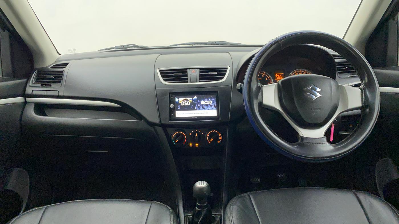 2017 Maruti Swift VXI, Petrol, Manual, 57,788 km, Dashboard