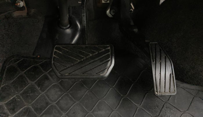 2016 Maruti Alto K10 VXI AMT, Petrol, Automatic, 47,436 km, Pedals