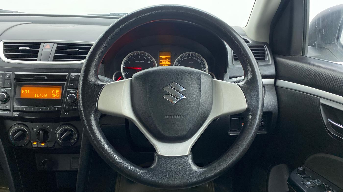 2017 Maruti Swift VXI, Petrol, Manual, 52,616 km, Steering Wheel Close Up