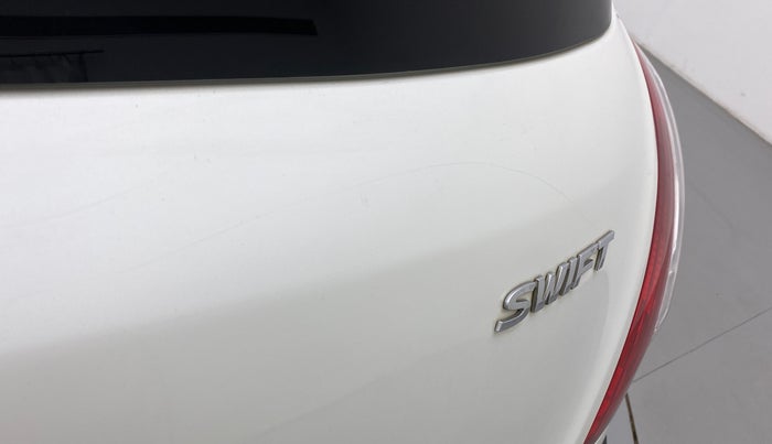 2017 Maruti Swift VXI, Petrol, Manual, 52,616 km, Dicky (Boot door) - Minor scratches