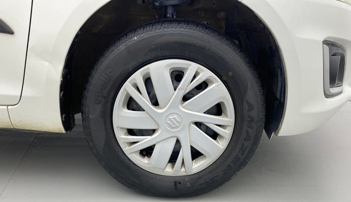 2017 Maruti Swift VXI, Petrol, Manual, 52,616 km, Right Front Wheel