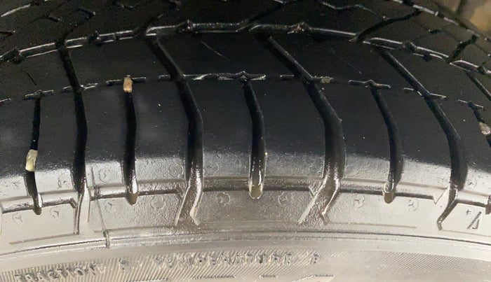 2018 Tata Tiago XZ PETROL, Petrol, Manual, 90,759 km, Left Rear Tyre Tread
